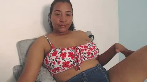 Snapshot of loretta_ chatting on 24, 6, 2026 Loretta Gmez online show from 24, 6, 2026