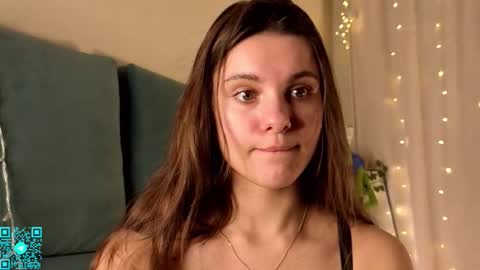 Chloe for Fan BlackHole online show from 13, 2, 2026