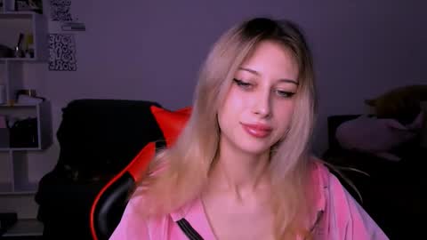 Lori online show from 14, 10, 2025