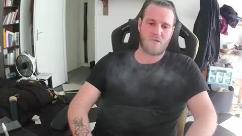 Snapshot of lorigon06 chatting on 9, 9, 2025 Lorigon online show from 9, 9, 2025