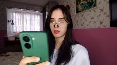 Kira online show from 1, 12, 2025