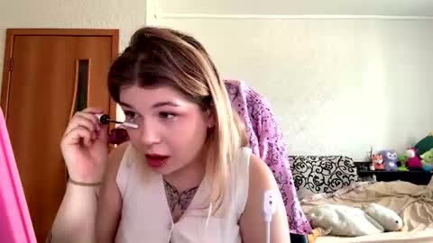 Snapshot of lorrainepurkiss chatting on 22, 7, 2026 Stasha online show from 22, 7, 2026