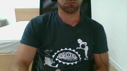 Snapshot of lostimidos chatting on 4, 8, 2026 Los timidos online show from 4, 8, 2026