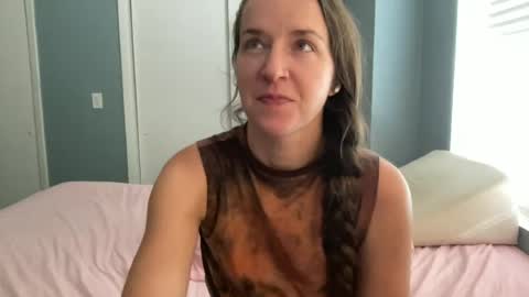 Snapshot of lothlori chatting on 3, 7, 2026 lothlori online show from 3, 7, 2026