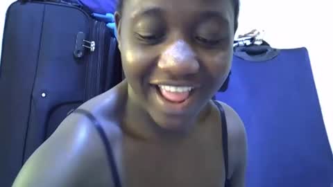 lotty_lavilla online show from 20, 10, 2025