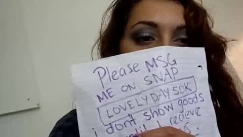 Snapshot of lotusbloom5 chatting on 16, 4, 2026 lotusbloom5 online show from 16, 4, 2026