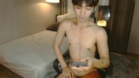 Snapshot of louieismy_name chatting on 30, 12, 2024 ignot ursh online show from 30, 12, 2024