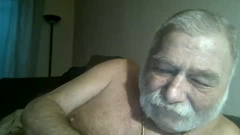 Snapshot of louis_chokdee chatting on 11, 12, 2024 louis_chokdee online show from 11, 12, 2024