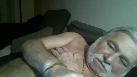 Snapshot of louis_chokdee chatting on 18, 1, 2025 louis_chokdee online show from 18, 1, 2025