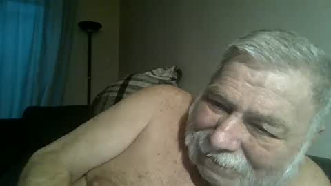 Snapshot of louis_chokdee chatting on 1, 3, 2025 louis_chokdee online show from 1, 3, 2025