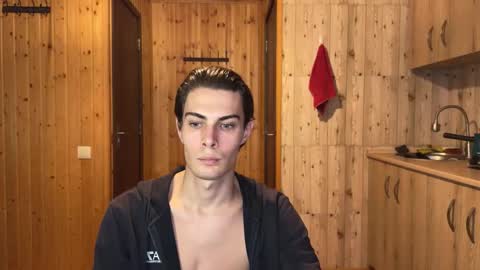 Mark online show from 21, 10, 2025