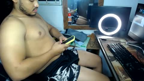 Snapshot of louis_rueda chatting on 13, 7, 2026 louis_rueda online show from 13, 7, 2026