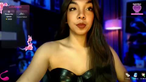 Louisa online show from 10, 11, 2025