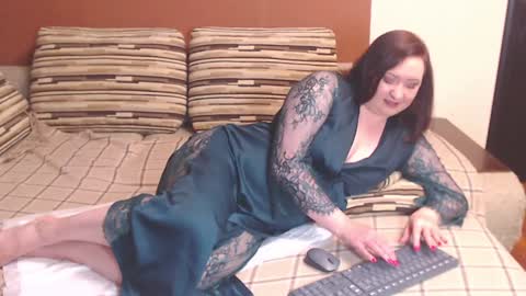 Louise Love online show from 10, 12, 2024