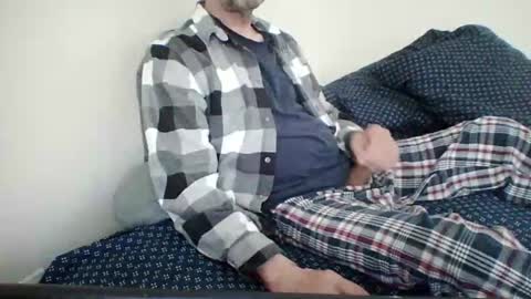 love2benaked686290 online show from 19, 5, 2026