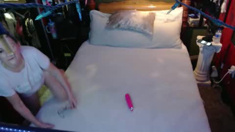 love2shareletsplay online show from 22, 2, 2026