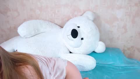 Snapshot of love_bella_ chatting on 24, 2, 2025 love bella online show from 24, 2, 2025