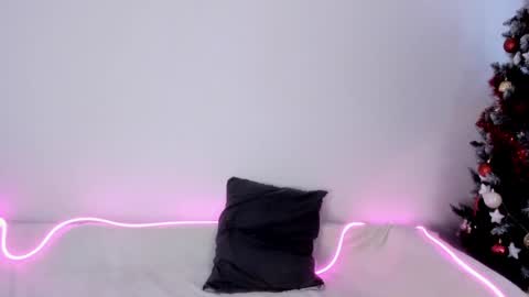 Snapshot of love_coin chatting on 22, 1, 2025 Love is name - I want to be your hobby General of hearts troops online show from 22, 1, 2025