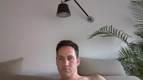 Snapshot of love_control chatting on 5, 7, 2026 love_control online show from 5, 7, 2026