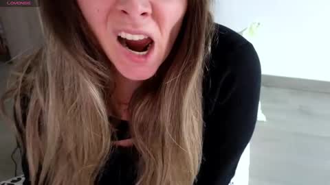 jessmy pleasure is in your hands s online show from 6, 12, 2024