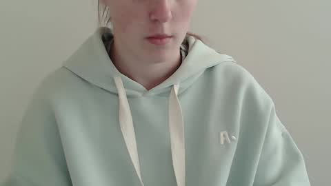 Vivian online show from 19, 11, 2025