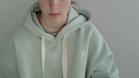 Vivian online show from 24, 11, 2025