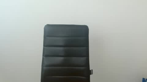 Vivian online show from 4, 3, 2026