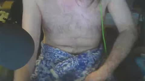 Snapshot of lovebird71 chatting on 22, 11, 2025 lovebird71 online show from 22, 11, 2025