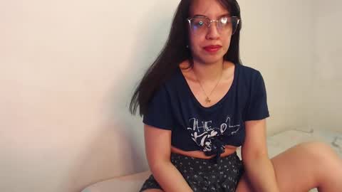 IAmBunny online show from 12, 1, 2025