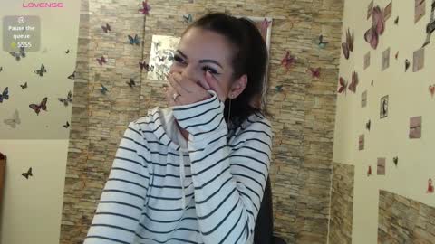 Snapshot of lovediamond1 chatting on 12, 1, 2025 mary online show from 12, 1, 2025