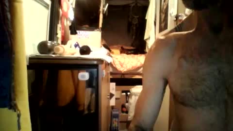 Snapshot of lovefeetcams27 chatting on 28, 10, 2025 lovefeetcams27 online show from 28, 10, 2025