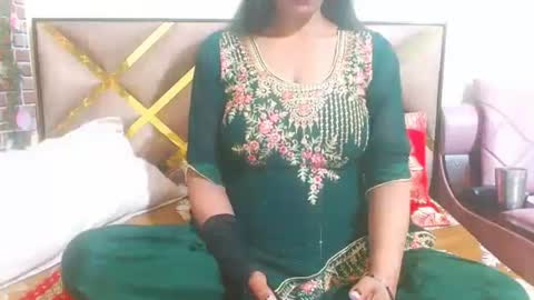 Snapshot of lovefunnitya chatting on 23, 2, 2025 Divya online show from 23, 2, 2025