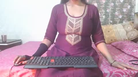 Snapshot of lovefunnitya chatting on 3, 3, 2025 Divya online show from 3, 3, 2025