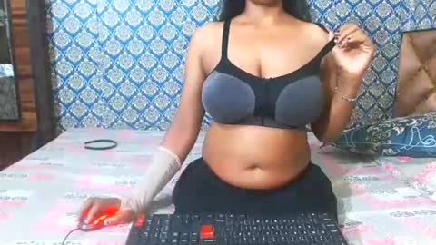 Snapshot of lovefunnitya chatting on 24, 10, 2025 Divya online show from 24, 10, 2025
