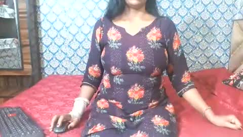 Snapshot of lovefunnitya chatting on 31, 10, 2025 Divya online show from 31, 10, 2025
