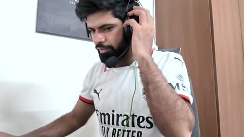 Snapshot of lovehairyindian chatting on 24, 5, 2026 Indian hairy online show from 24, 5, 2026
