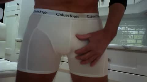 lovehairyone online show from 6, 1, 2025