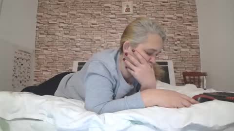 Snapshot of loveheaven4u chatting on 1, 12, 2025 heaven online show from 1, 12, 2025