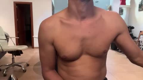 Loveisperfect online show from 16, 10, 2025