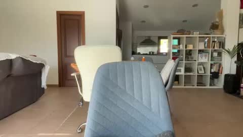 Loveisperfect online show from 18, 10, 2025