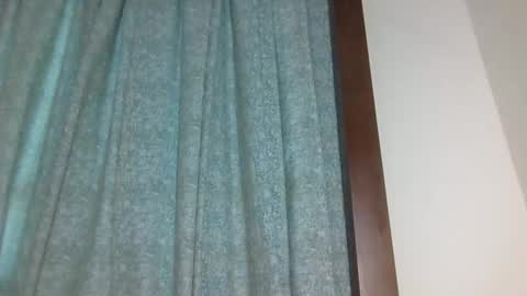 lovelbrownie online show from 8, 11, 2025