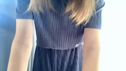 Ella online show from 22, 10, 2025