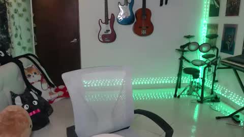 Cassie online show from 26, 10, 2025