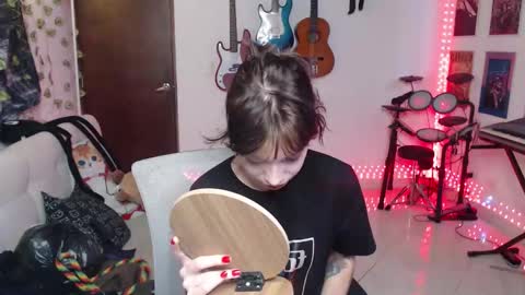 Cassie online show from 30, 10, 2025