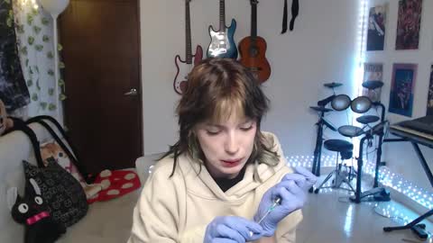 Cassie online show from 2, 11, 2025