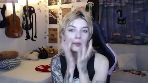 Cassie online show from 25, 7, 2026