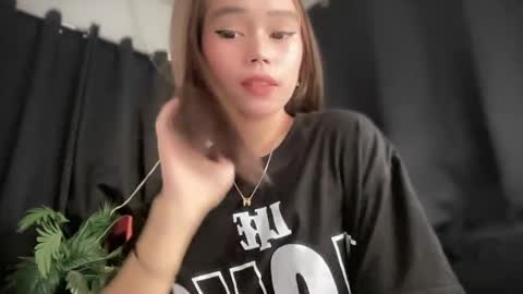 lovely_cittie18 online show from 5, 3, 2026