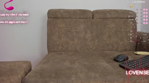 OLF  cristina hot1 online show from 8, 1, 2025