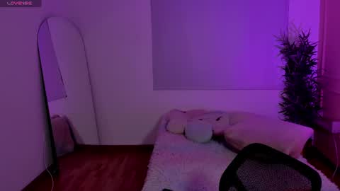 Emma online show from 9, 6, 2026