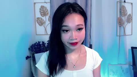 Snapshot of lovely_lianne chatting on 7, 5, 2026 lovely_lianne online show from 7, 5, 2026